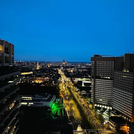 Fantastic Cathedral View Apartament Kolonia