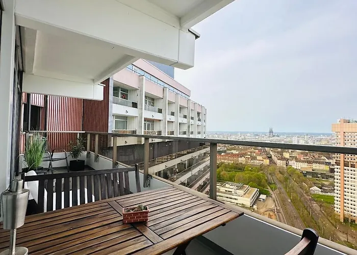 Apartament Fantastic Cathedral View Kolonia